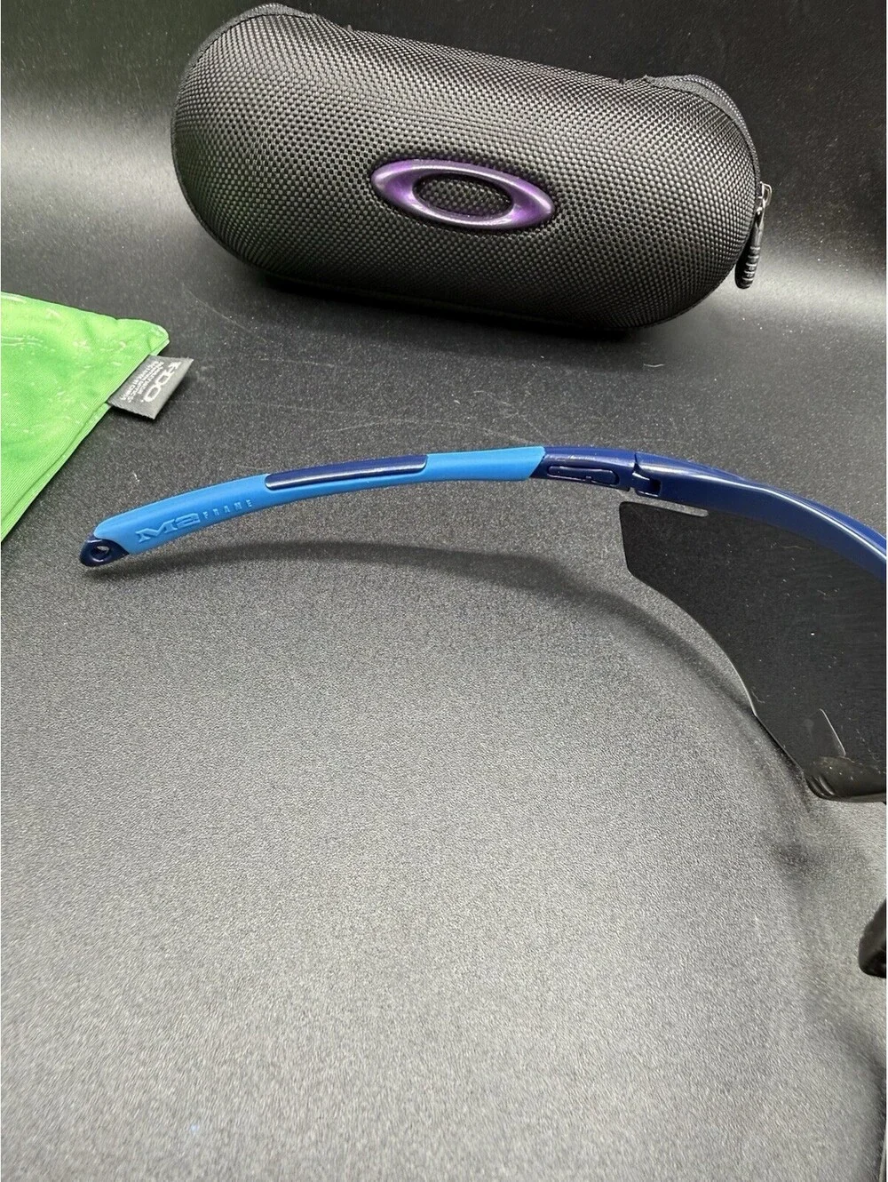 Oakley M2 Polished Navy/Grey Polarized Lenses OO9212-07 New
